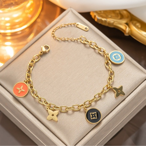 18K Gold Clover & Flower Candy Colored Enamel Chunky Chain Bracelet No Fade - Picture 2 of 6